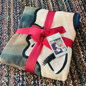 New Disney Snow White Throw Blanket